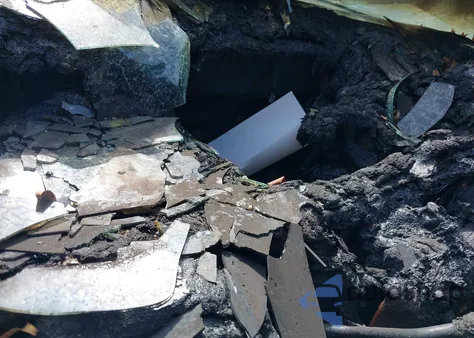 2005 Chrysler Town & Country из США, поврежденный, VIN 1C4GP45R95B295247